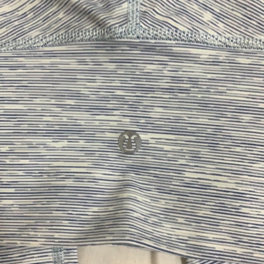 Lulu lemon capris size S